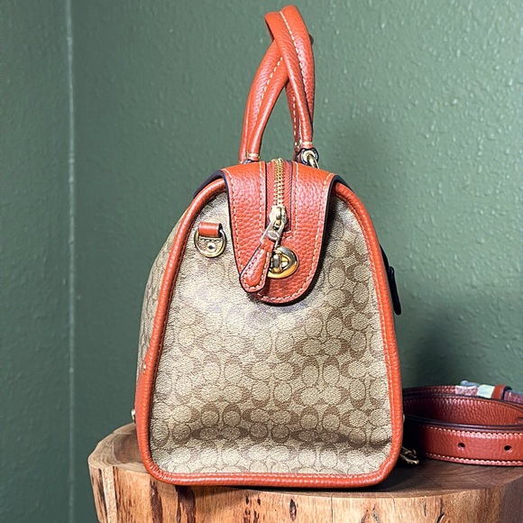 *NWOT* COACH Millie Satchel In Colorblock Signature Canvas - Picture 4 of 16